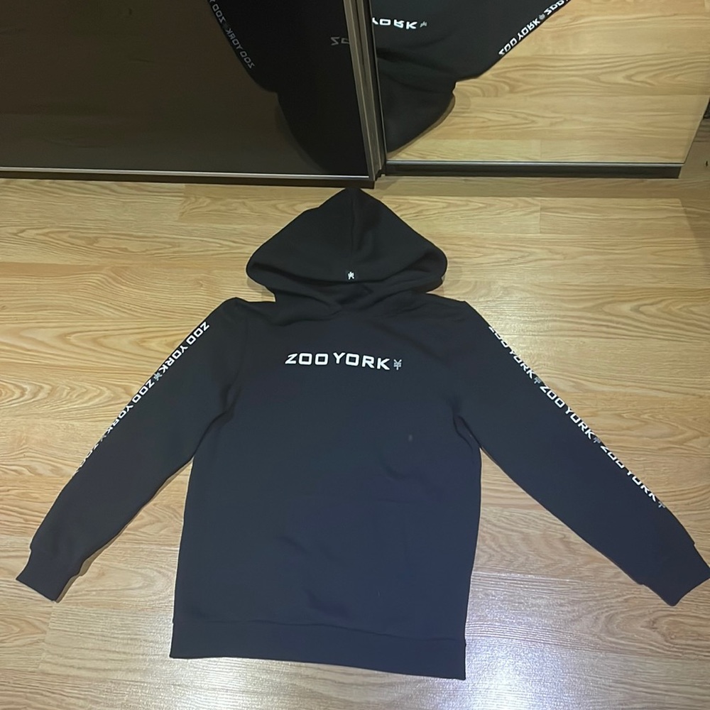Zoo York hoodie youth black color brand new